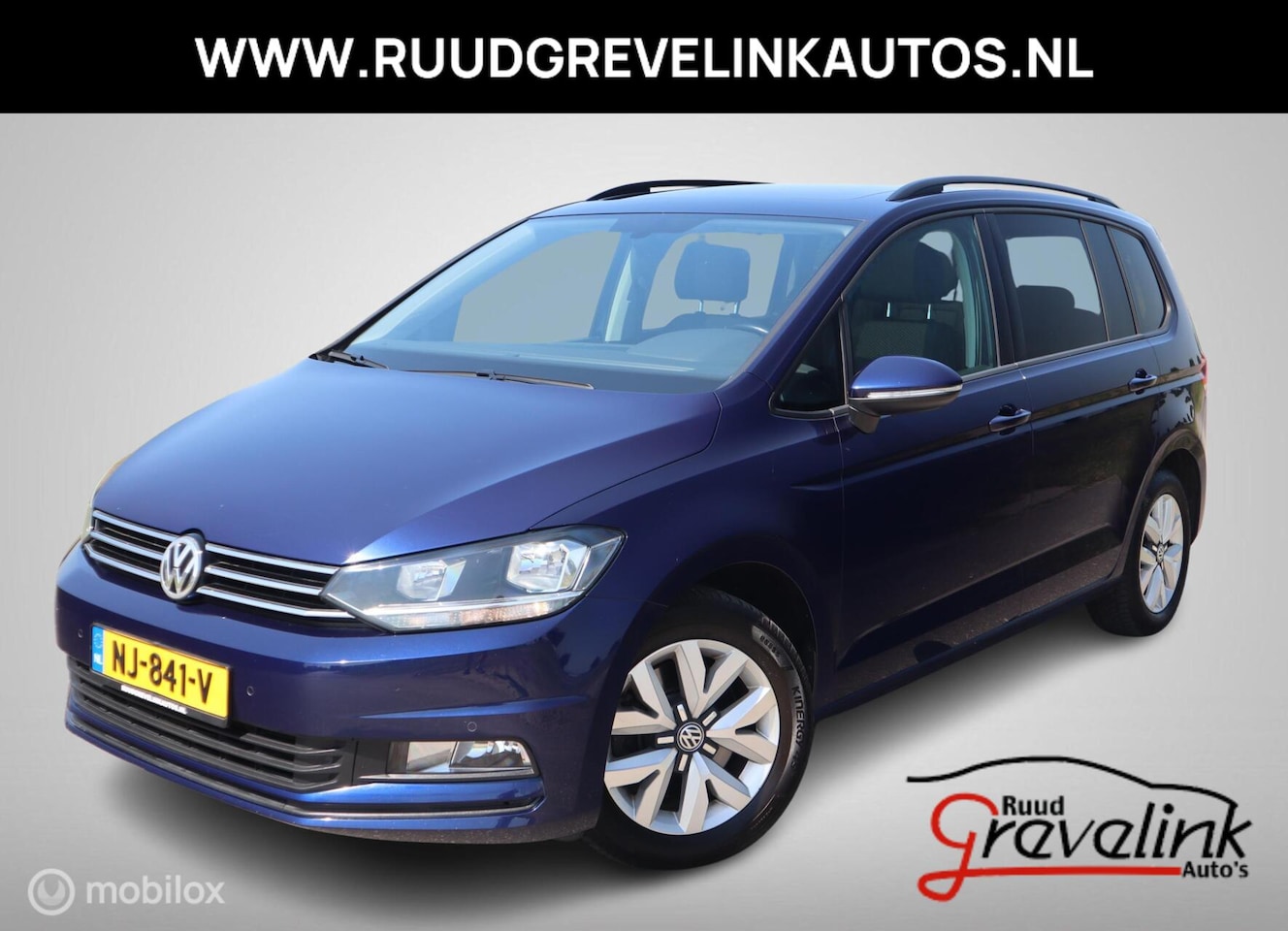 Volkswagen Touran - 1.2 TSI 110 PK H6 Panodak|DonkerGlas|PDC V+A - AutoWereld.nl