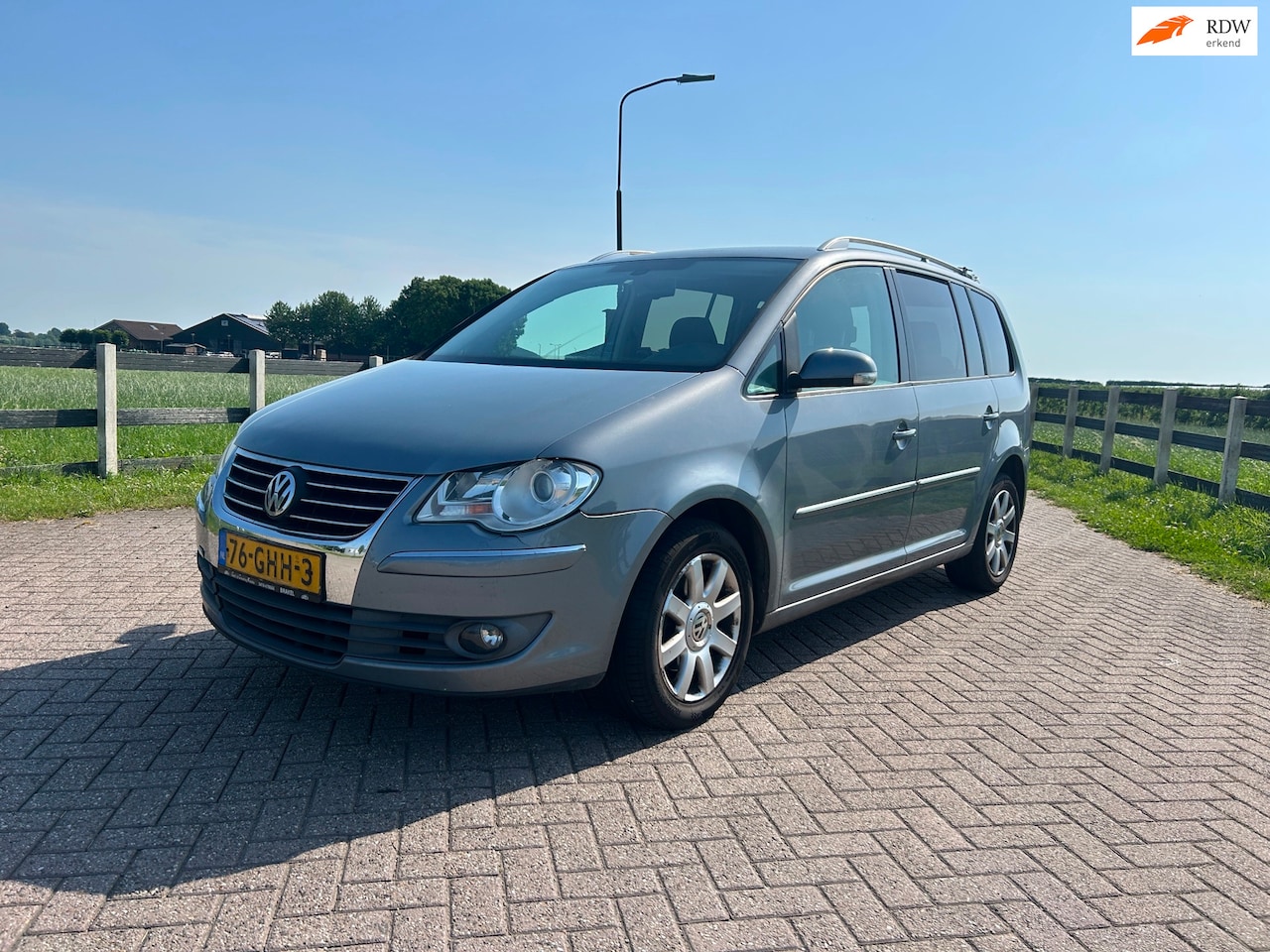 Volkswagen Touran - 1.4 TSI Highline Business 1.4 TSI Highline Business - AutoWereld.nl