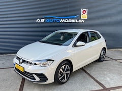 Volkswagen Polo - 1.0 TSI Life PARKEERSENSOREN/ CARPLAY