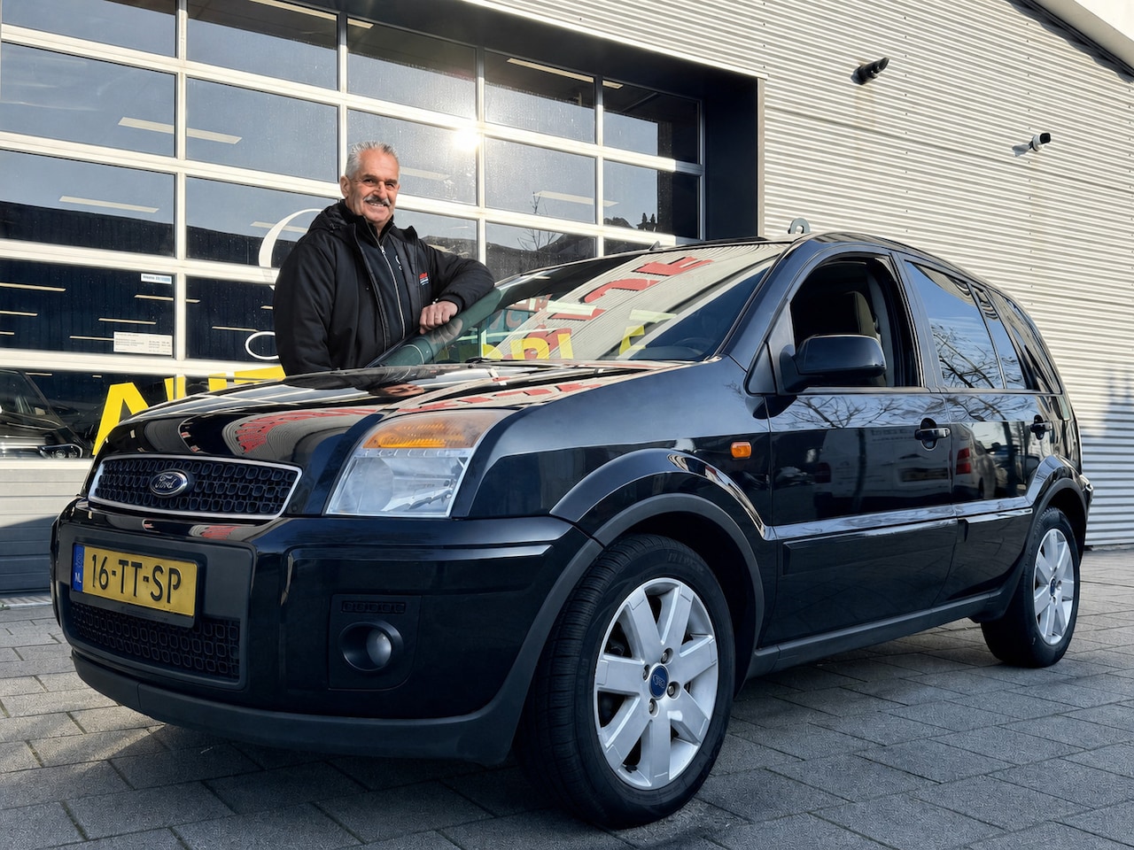 Ford Fusion - 1.4-16V Futura - Airco I Comfort pakket I Sport velgen I Nieuwe APK 02-2027 - AutoWereld.nl