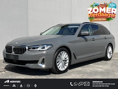 BMW 5-serie Touring - 530e xDrive Luxury Line / Dealer onderhouden / Accu SoH 90 % / EAER 52 km / 2.000 kg Elekt