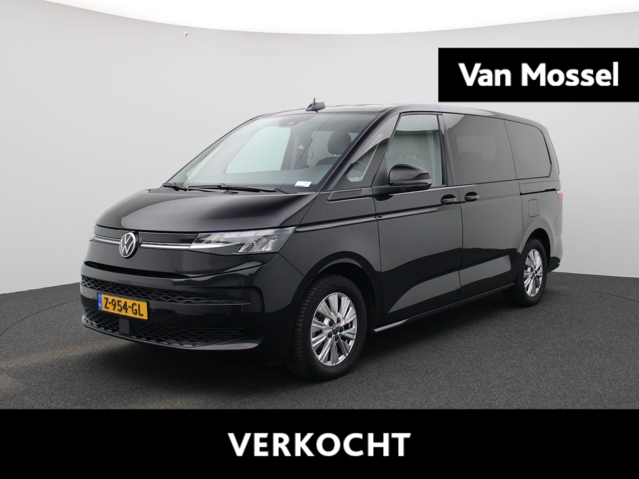 Volkswagen Multivan - 1.4 eHybrid L2 Life Edition 218 PK | Automaat | Trekhaak | Parkeersensoren Voor + Achter | - AutoWereld.nl