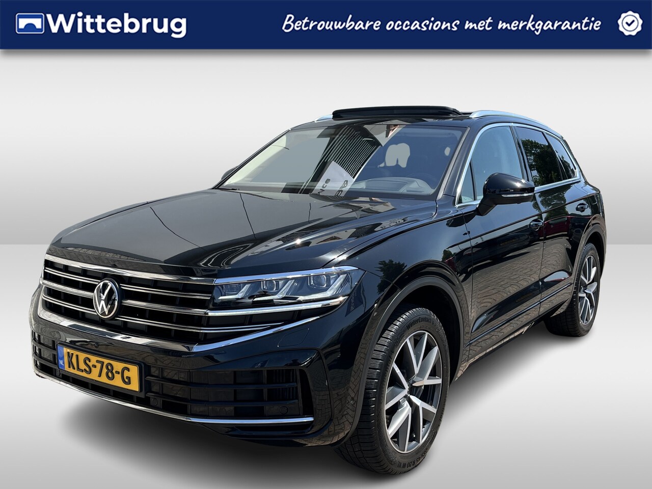 Volkswagen Touareg - 3.0 TSi eHybrid 4MOTION Elegance / AUTOMAAT/ 381PK/ PANO/ TREKHAAK/ ACC/ MEMORY SEAT/ MASS - AutoWereld.nl