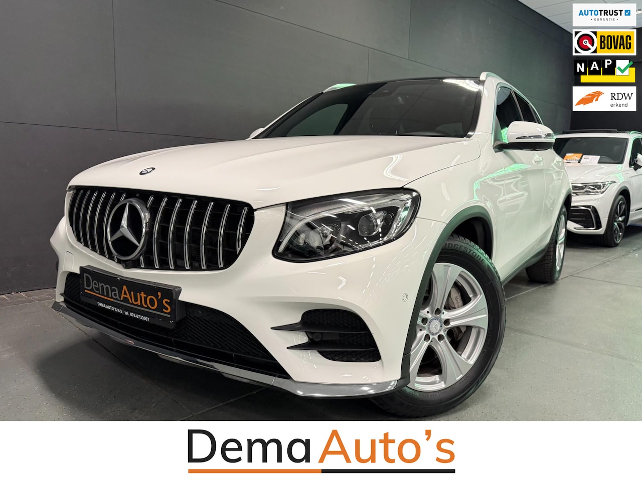 Mercedes-Benz GLC-klasse - 250 4MATIC AMG PANO/NAVI/LEDER/LED/CAM/ECC/PDC/CRUISE/STOEL-M/// - AutoWereld.nl
