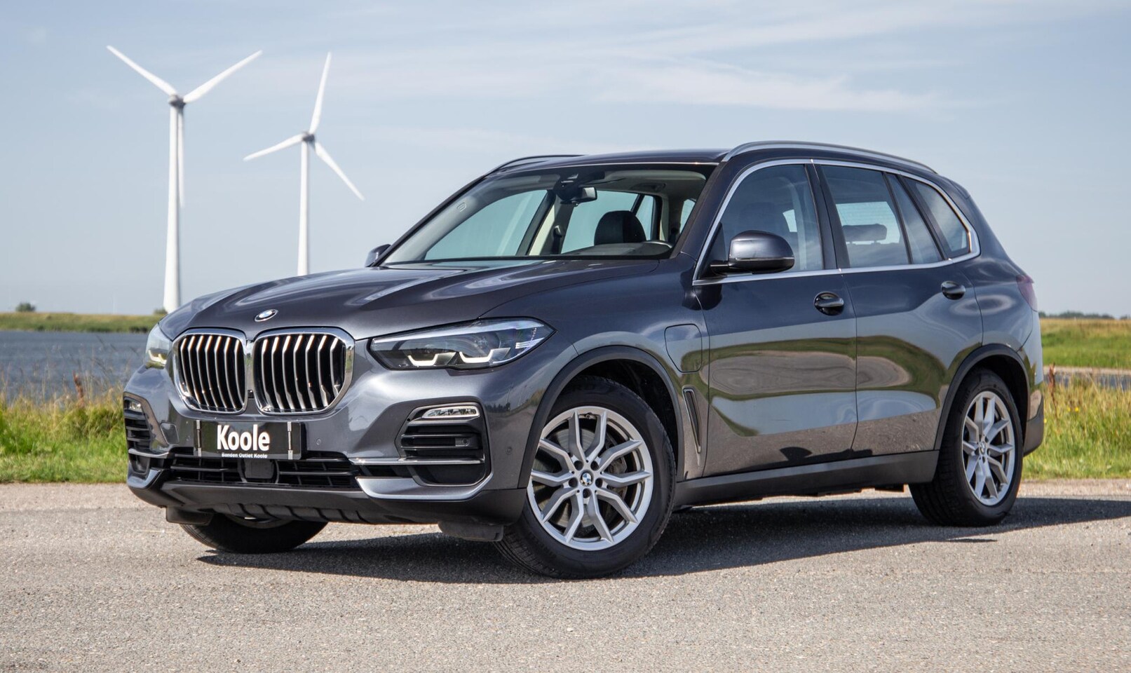 BMW X5 - xDrive45e High Executive CARPLAY / CAMERA / DEALER ONDERHOUDEN / ZWART LEER / STOELVERWARM - AutoWereld.nl