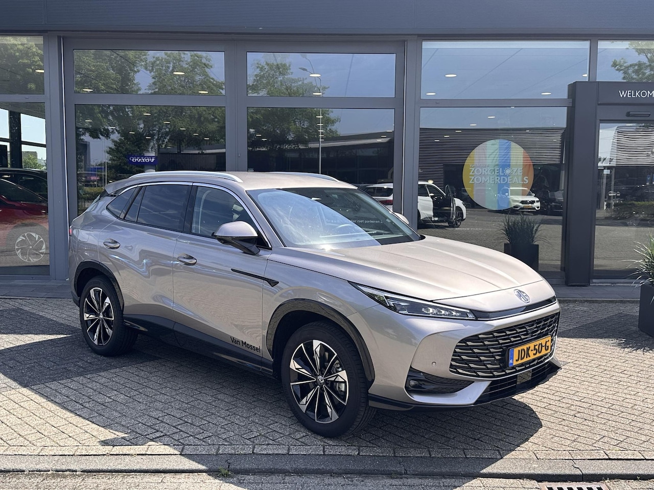 MG HS - 1.5 Aut. Luxury | Stoelverwarming | Carplay | 360 Camera | DEMO-VOORDEEL | - AutoWereld.nl