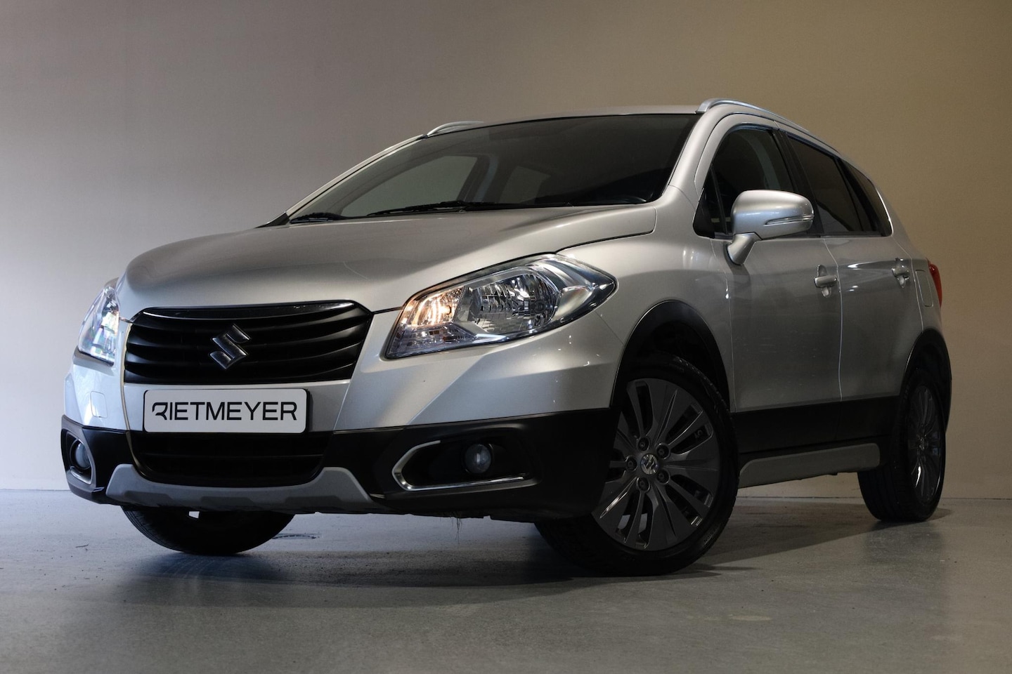 Suzuki SX4 S-Cross - 1.6 Exclusive |Trekhaak |Stoelverw. |Keyless |Climate Control |Cruise Control - AutoWereld.nl