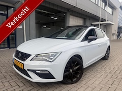 SEAT Leon - 1.5 TSI FR uitvoering | Pano | Xenon | Beats-audio