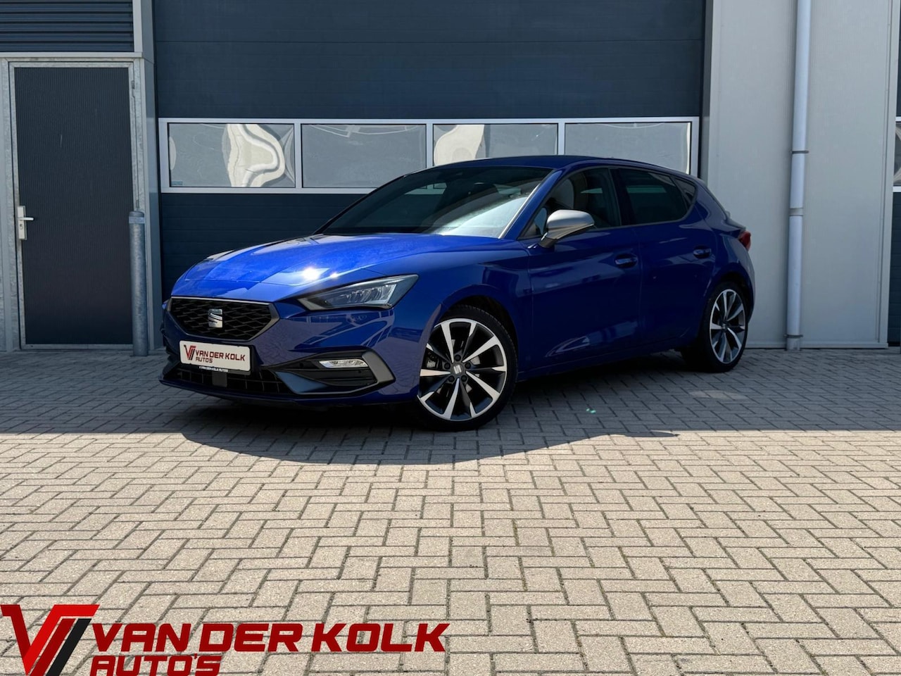SEAT Leon - 1.5 eTSI FR | Digital Cockpit | LED | Sfeerverlichting | CarPlay | Navigatie | Cruise - AutoWereld.nl