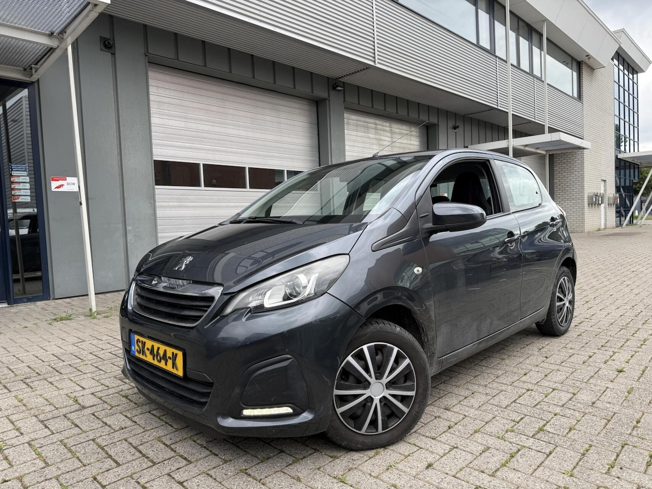 Peugeot 108 - 1.0 Benzine | 5 deurs | Bluetooth - AutoWereld.nl