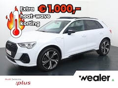 Audi Q3 - 45 TFSI e S edition | 245 PK | SoH 92% | Trekhaak | Panoramadak | Matrix LED koplampen | S