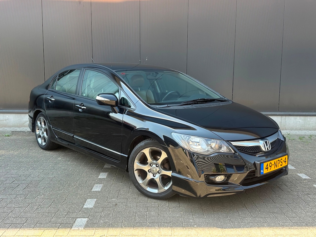 Honda Civic - 1.3 Hybrid Elegance* Leer* Navi* N.A.P.!! - AutoWereld.nl