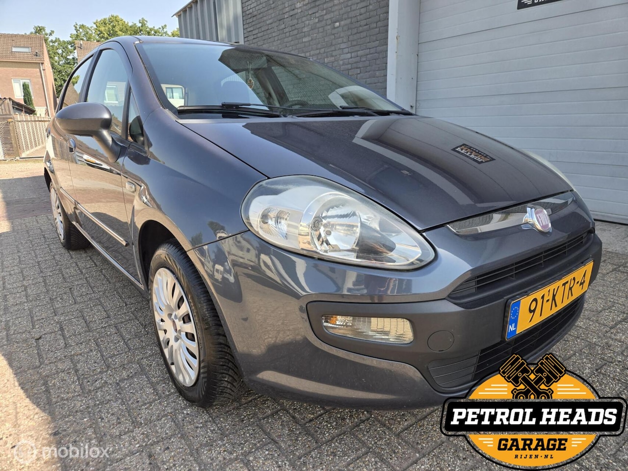 Fiat Punto Evo - 1.2 Evo| Climate | Nwe APK| Volle tank | cruise ctrl - AutoWereld.nl