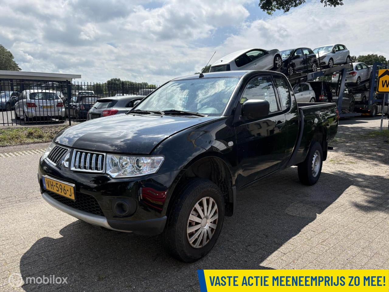 Mitsubishi L 200 - 4x4 2.5 DI-D Club Cab Invite MOTORSCHADE !!!! - AutoWereld.nl