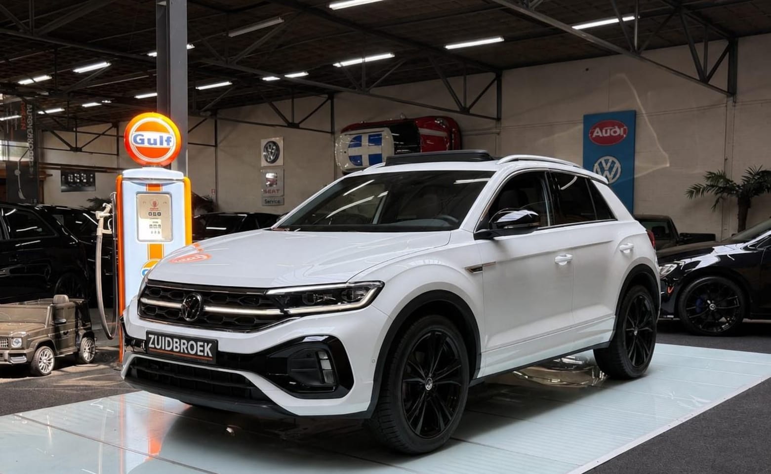 Volkswagen T-Roc - 1.5 TSI R-Line | DSG | Vol optie | Pano | Virtual Dspl - AutoWereld.nl