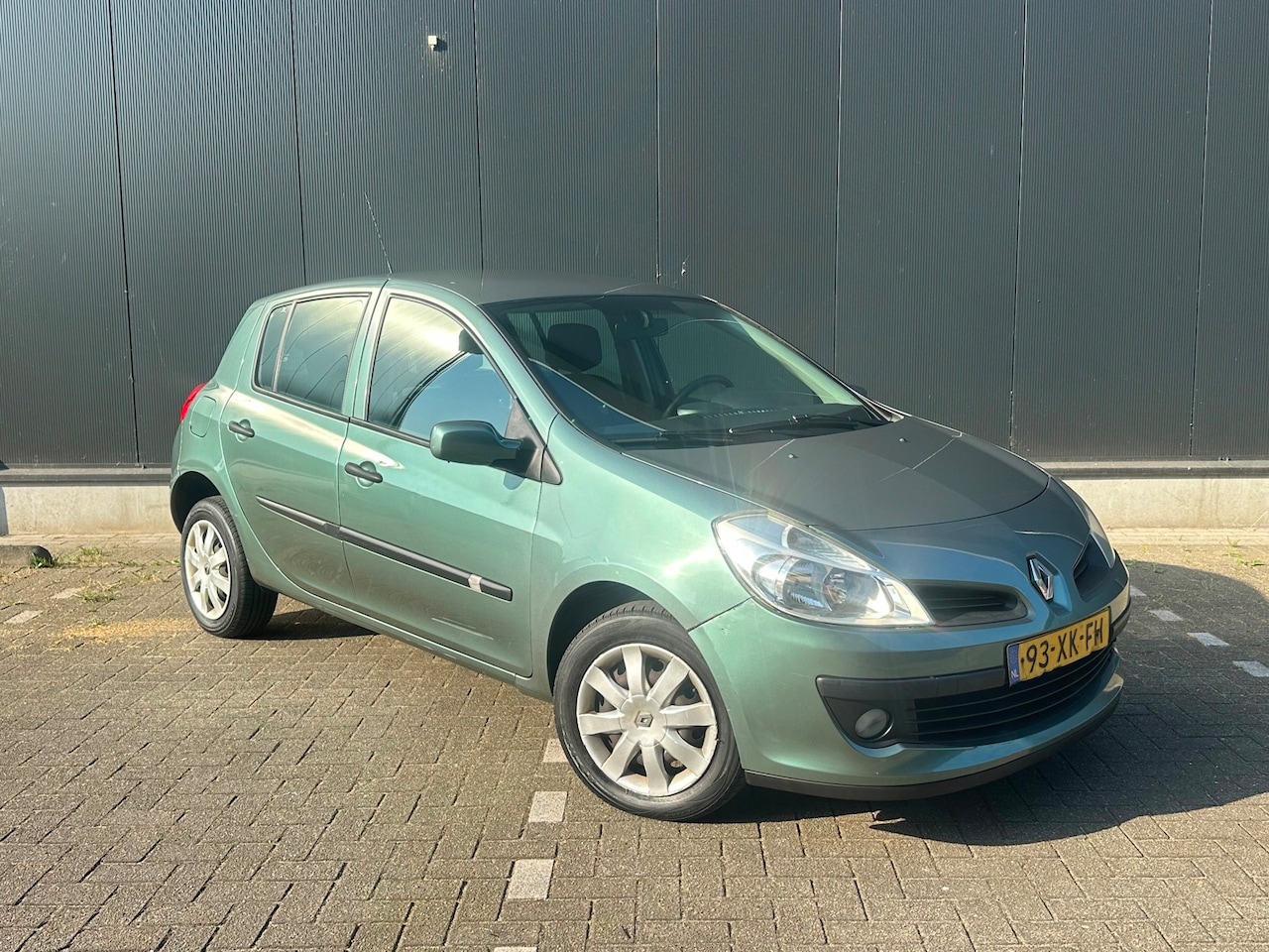Renault Clio - 1.6-16V Dynamique* Airco* Automaat* N.A.P.!! - AutoWereld.nl