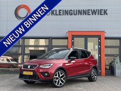 SEAT Arona - 1.0 TSI FR Business Intense Plus / Trekhaak Afneembaar / Applecarplay/Androidauto / Stoelv