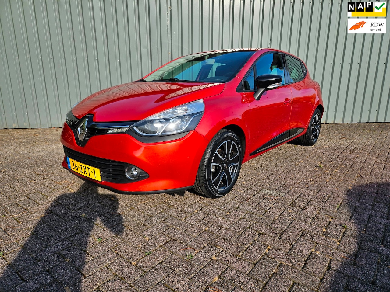 Renault Clio - 0.9 TCe ECO Collection Navi Lmv - AutoWereld.nl