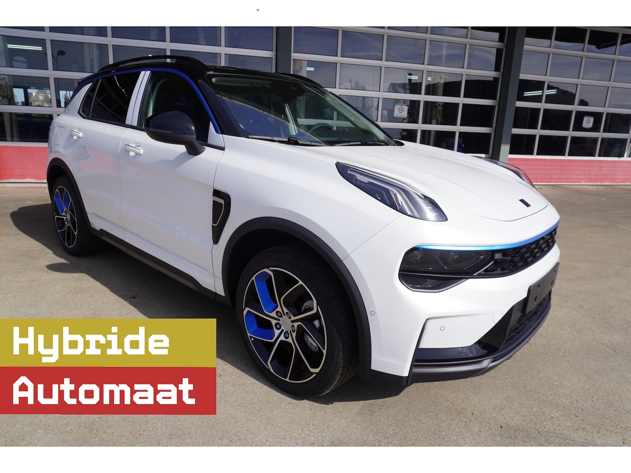 Lynk & Co 01 - 1.5 hybride 180 PK Panorama dak Automaat Climate | Navi | Adap. Cruise | 360 camera - AutoWereld.nl