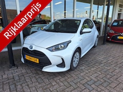Toyota Yaris - 1.5 Hybrid Active met parelmoer metallic
