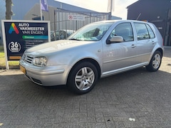 Volkswagen Golf - 2.0 Highline