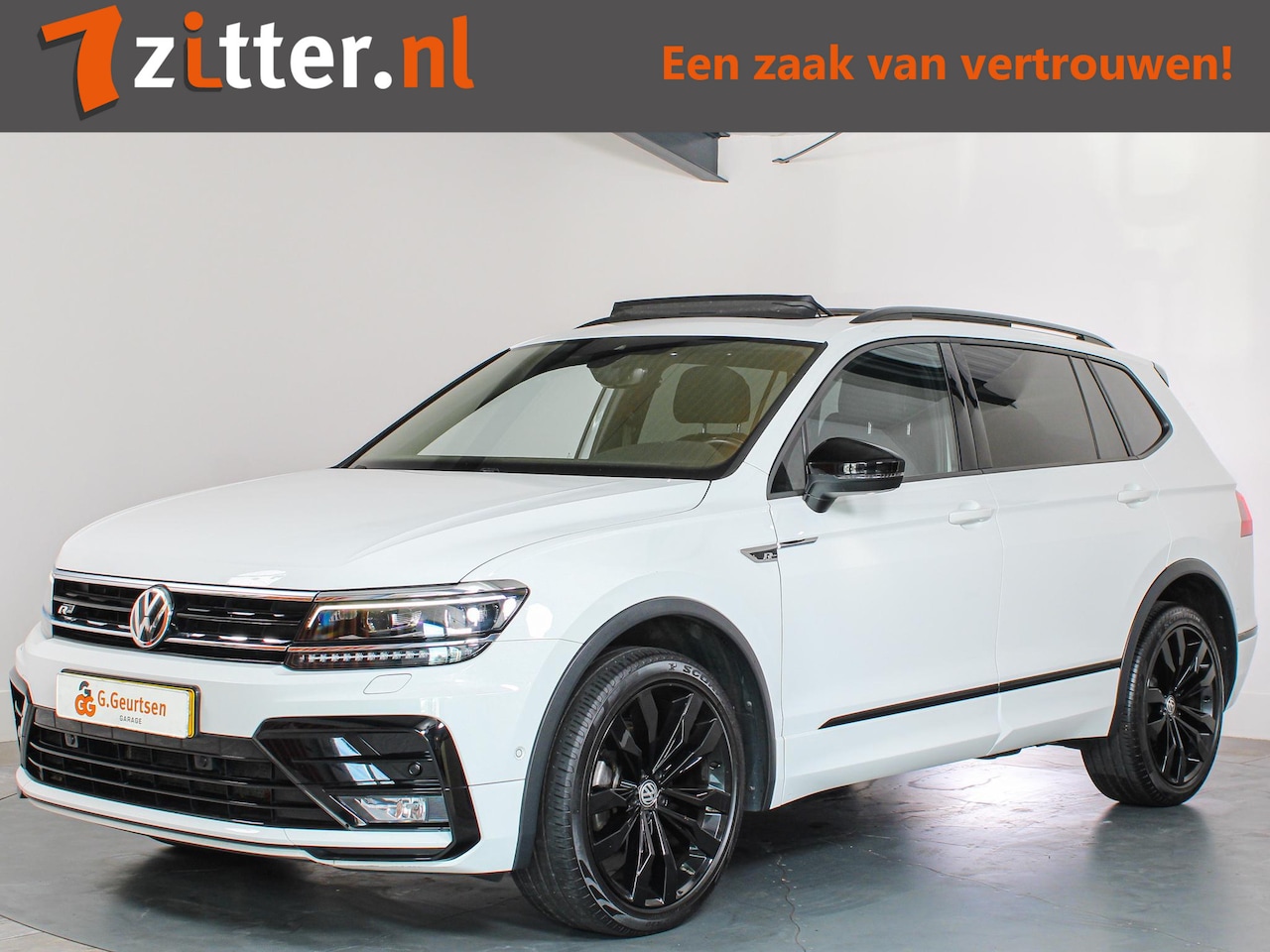 Volkswagen Tiguan Allspace - 1.5 TSI Highline R-line Blackstyle 7-Persoons Panoramadak, 20'' Inch, Mooie en nette auto! - AutoWereld.nl