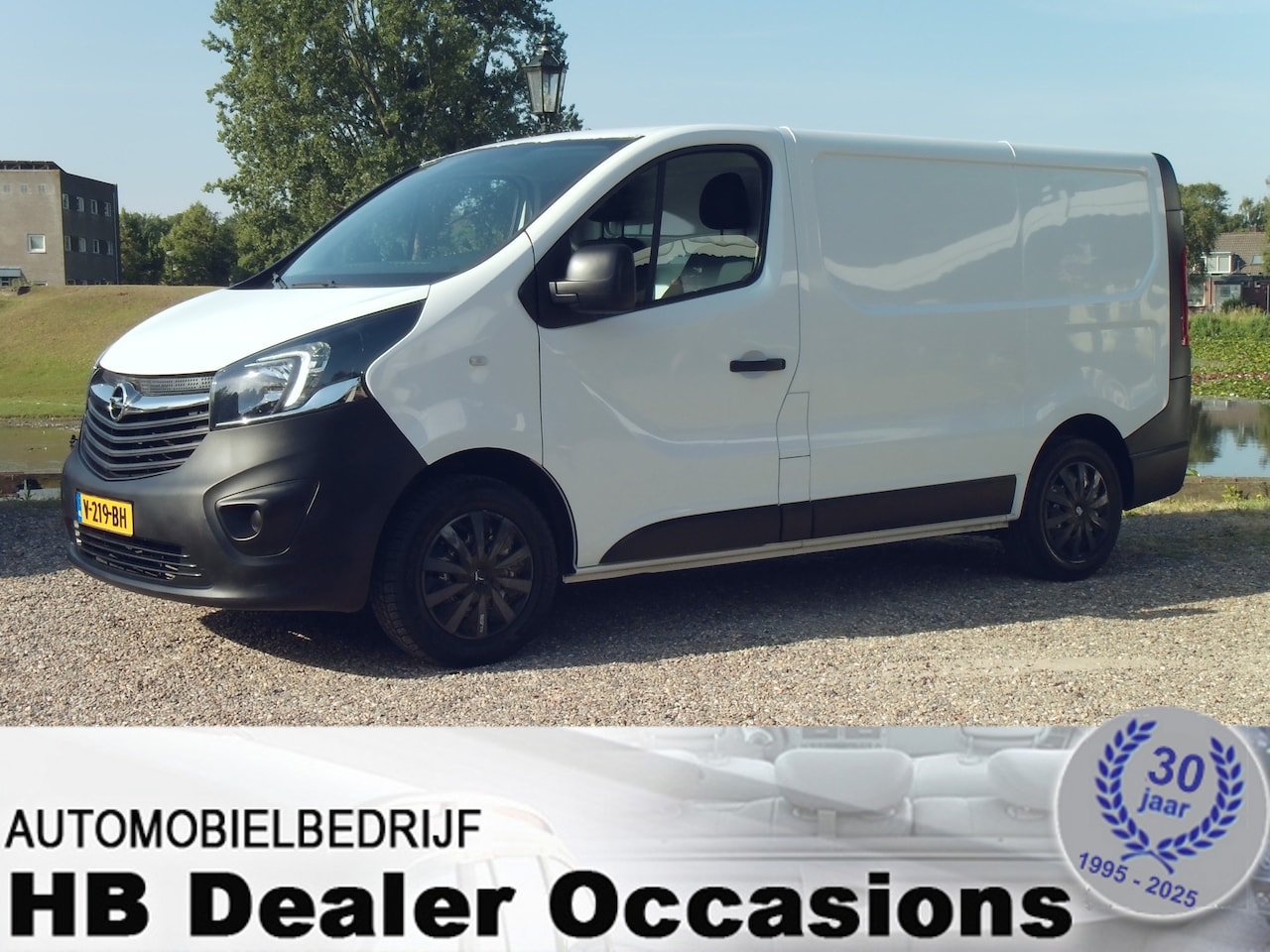Opel Vivaro - 1.6 CDTI L1H1 Edition - Airco - 6 Bak ***WEGENS DE EXTREME WARMTE ZIJN WIJ VRIJDAG 26 JUNI - AutoWereld.nl