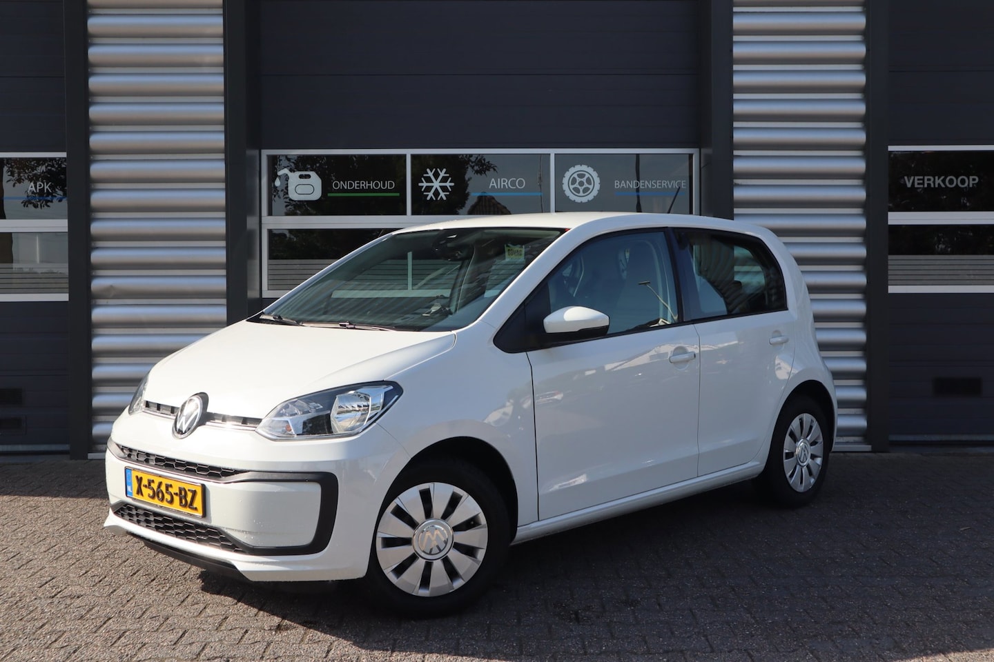 Volkswagen Up! - 1.0 1.0 - AutoWereld.nl