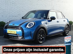 MINI 5-Deurs - (f55) 1.5 136PK CAMDEN EDITION LEER/NAVI/CLIMATE/CRUISE/PDC/LM-VELGEN