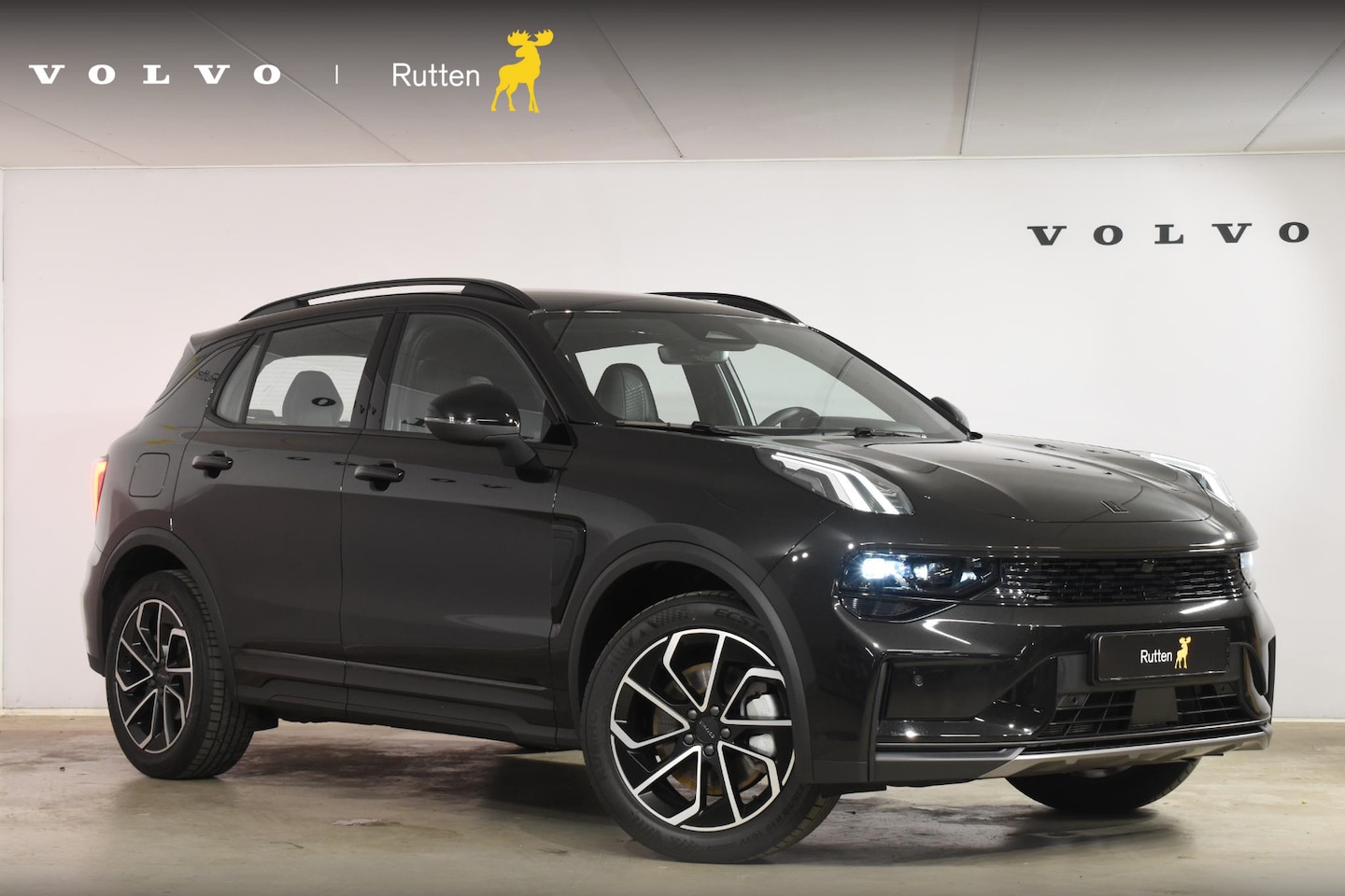 Lynk & Co 01 - 276PK Automaat Core / Adaptieve cruise control / Stoel - en stuurwielverarming / Parkeerse - AutoWereld.nl