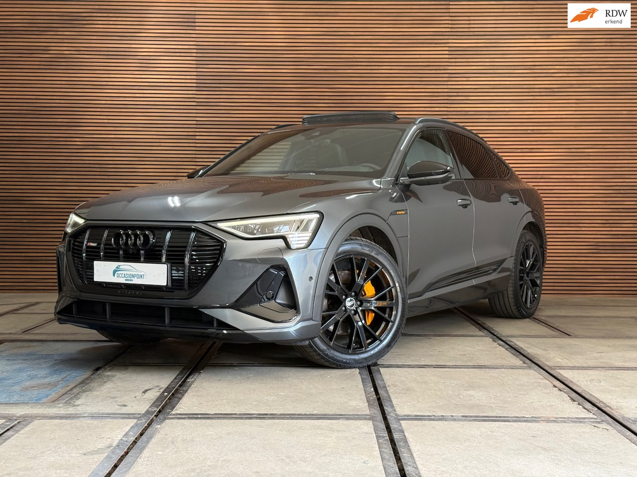 Audi e-tron Sportback - 55 quattro S Black Ed. | 95 kWh | 407pk| Matrix LED | B&O | Pano | 360° camera | Memory|Tr - AutoWereld.nl