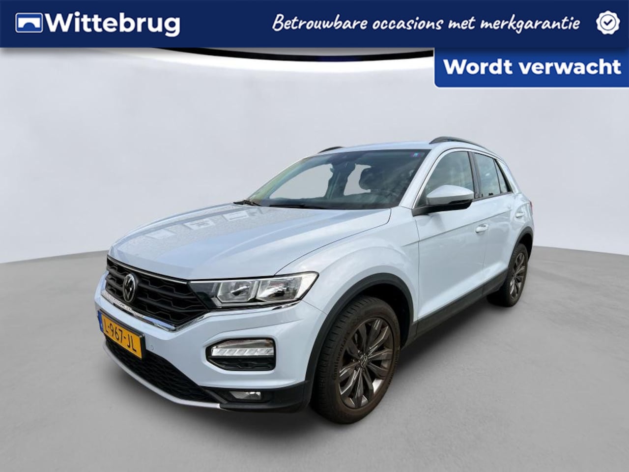Volkswagen T-Roc - 1.0 TSI 110pk Style / Clima / LM 17'' / Navi / Parkeersensoren - AutoWereld.nl