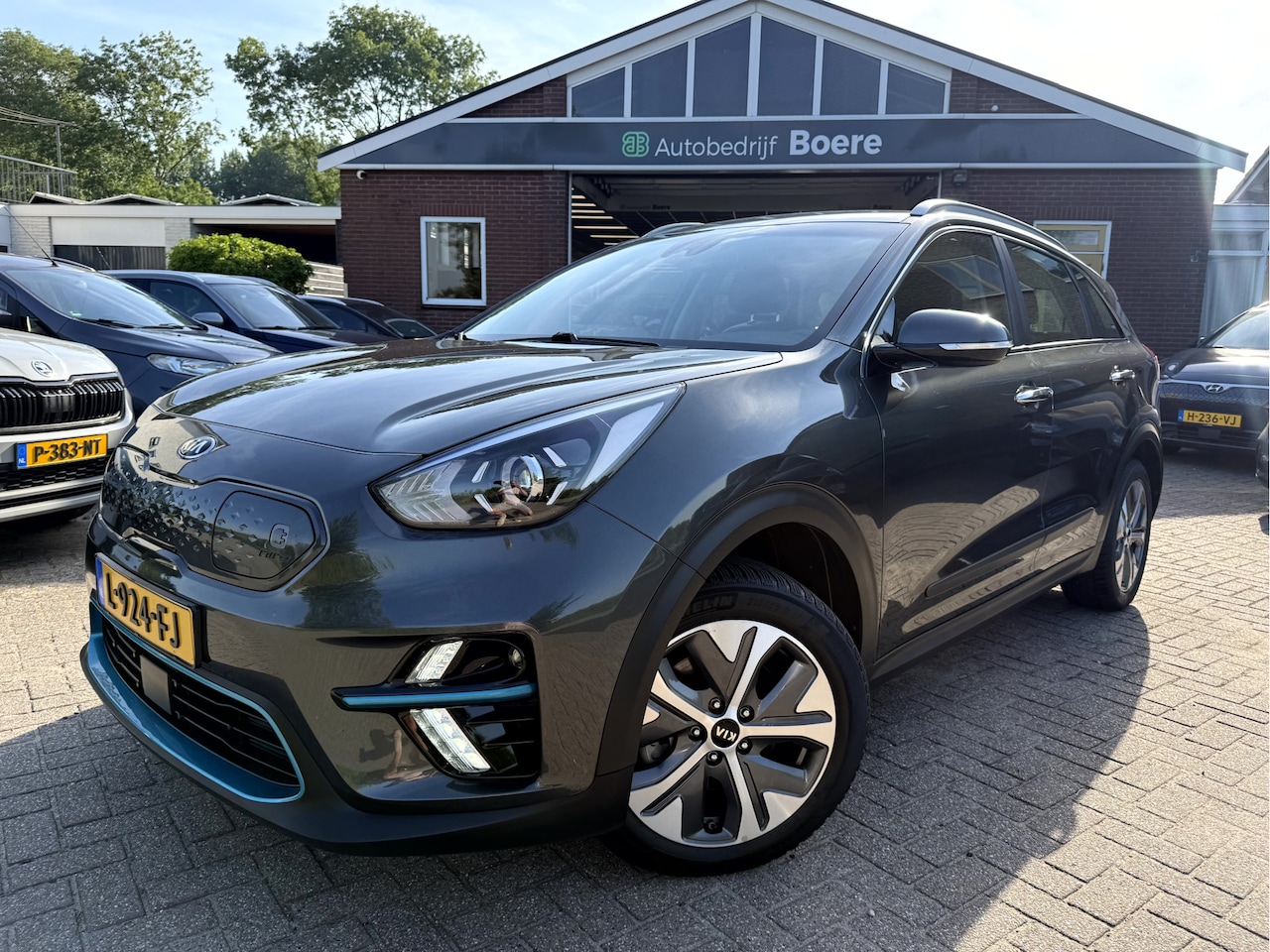 Kia e-Niro - DynamicLine 64 kWh SOH 95.2% 3 Fase, Camera, App Connect - AutoWereld.nl