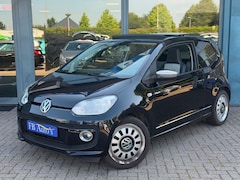 Volkswagen Up! - 1.0 high up BlueMotion Airco Lmv Navi Panodak