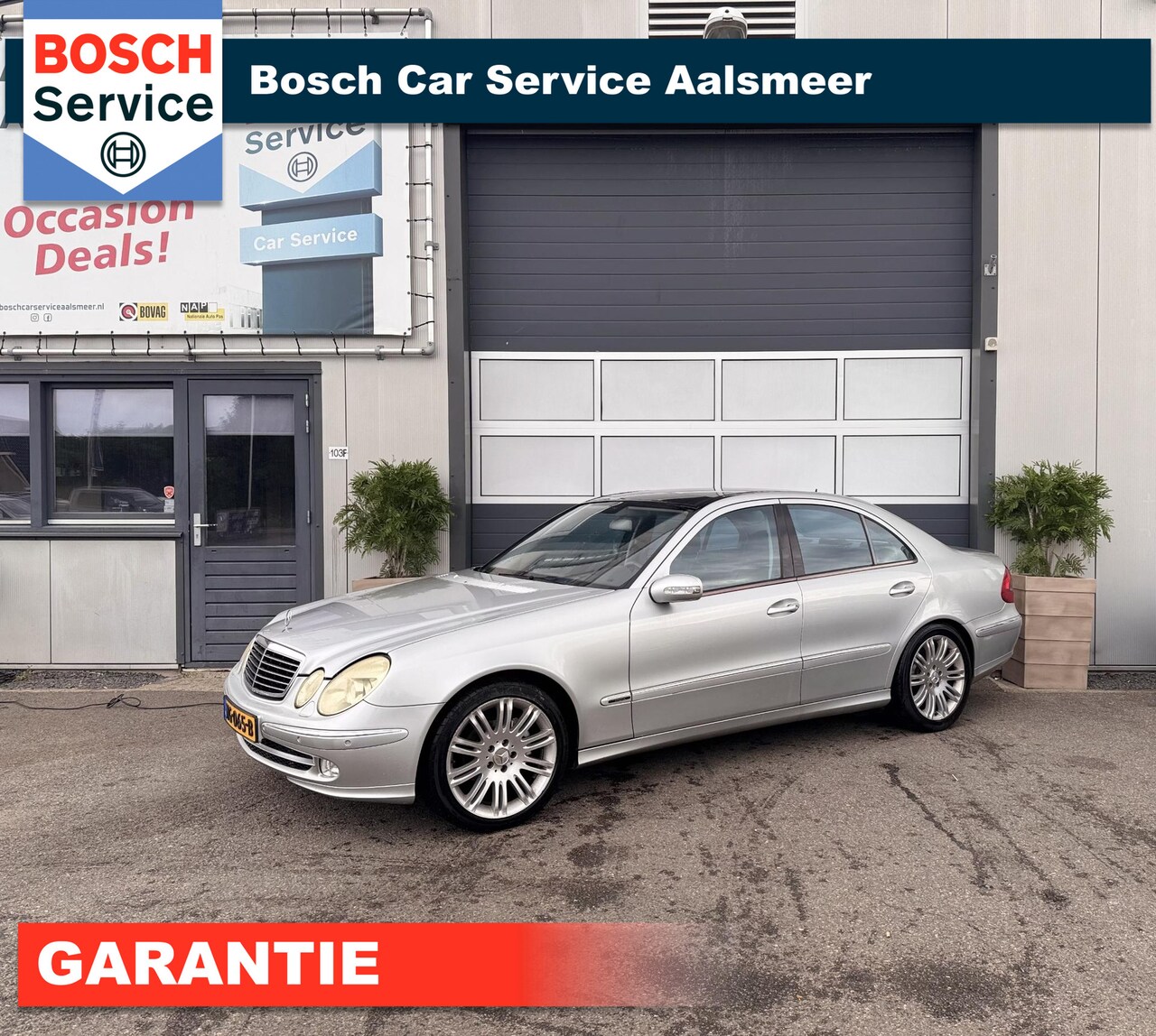 Mercedes-Benz E-klasse - 240 Avantgarde / PANO / LEER / TREKHAAK / - AutoWereld.nl