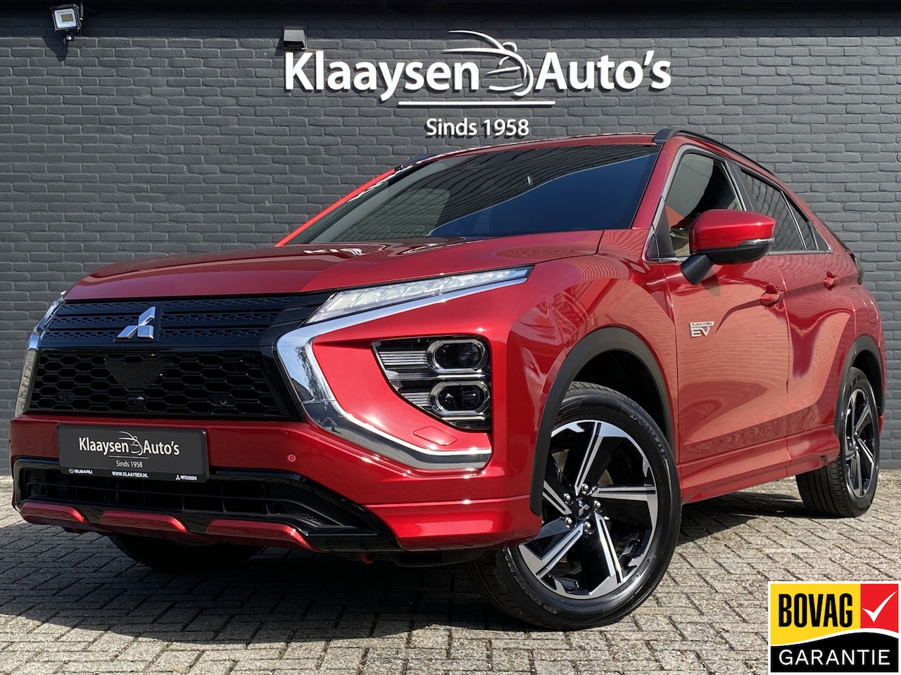 Mitsubishi Eclipse Cross - 2.4 PHEV Intense+ | 1e eigenaar | dealer onderhouden | navigatie | elektr. v. stoel | alca - AutoWereld.nl