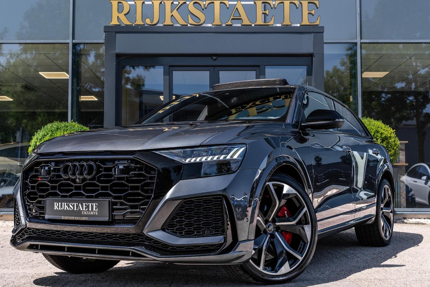 Audi RSQ8 - 4.0 TFSI RSQ8 Quattro|PANO|B&O|360°|23'|KERAMISCH - AutoWereld.nl