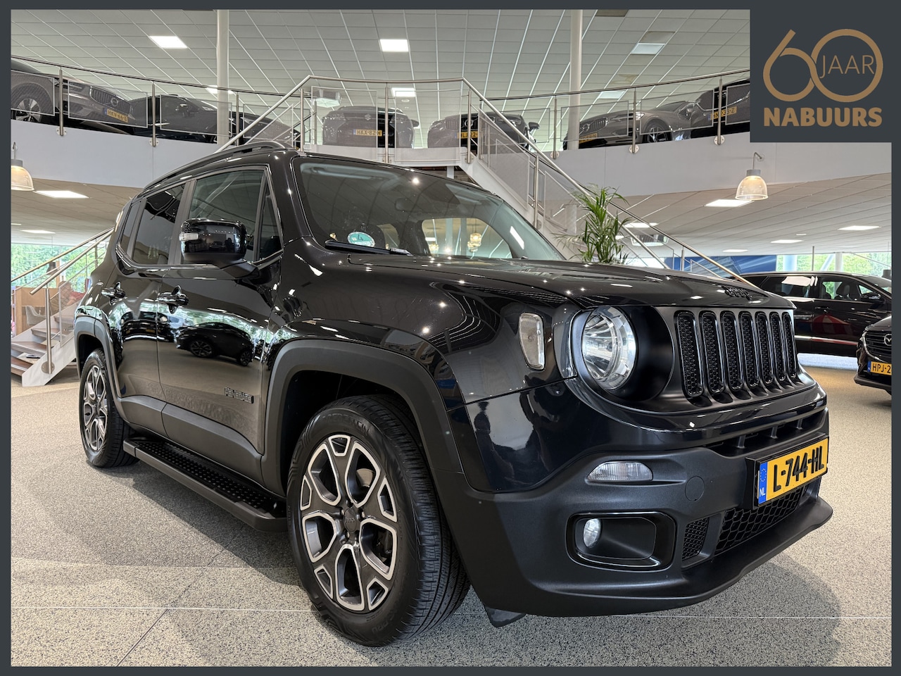 Jeep Renegade - 1.4 MultiAir Night Eagle 1.4 MultiAir Night Eagle, Function Pack, Navi, Cruise - AutoWereld.nl