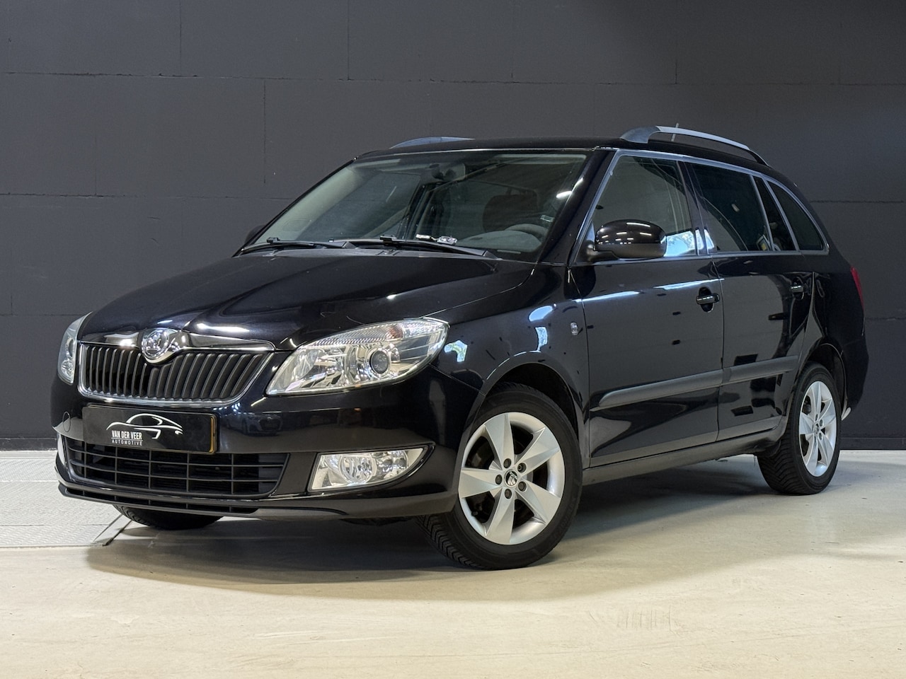 Skoda Fabia Combi - 1.2 TSI Fresh | Climate control | Parkeersensoren | Goed onderhouden - AutoWereld.nl