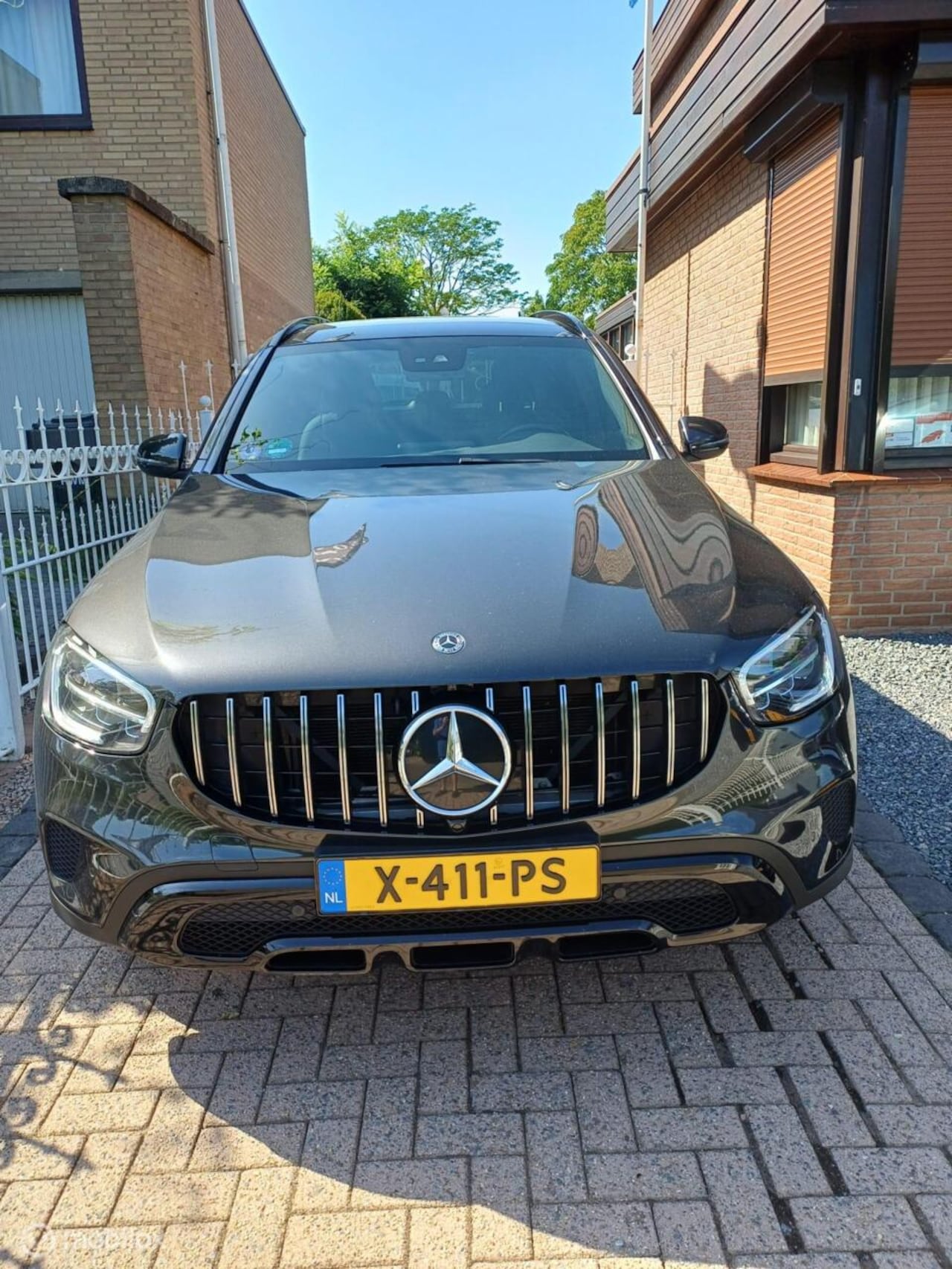 Mercedes-Benz GLC-klasse - 300e 4MATIC Business Solution AMG verkoop in opdracht van klant. KM. stand is oplopend - AutoWereld.nl