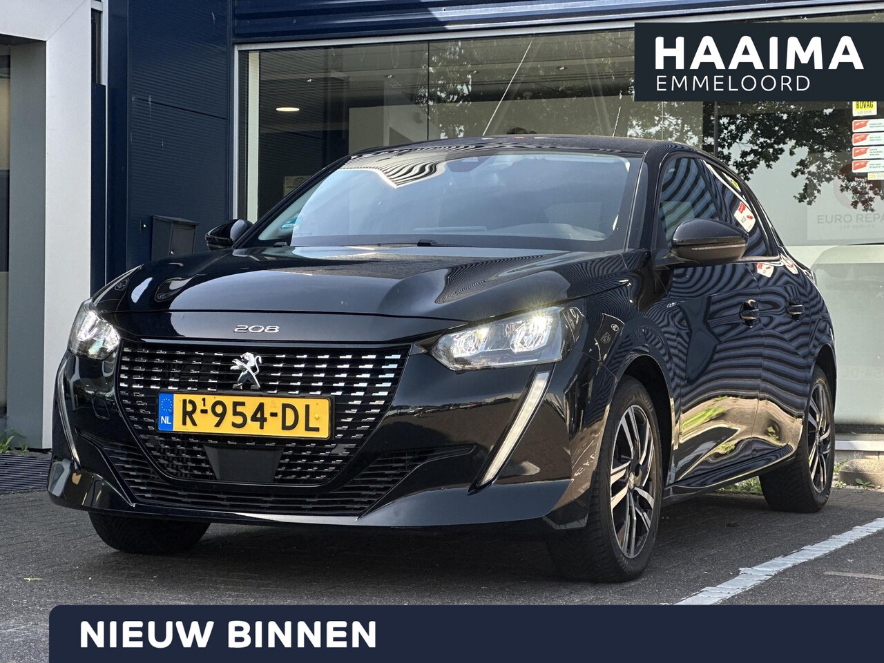 Peugeot 208 - 1.2 PureTech Allure Pack | Adaptive Cruise Control | Parkeercamera/-sensoren | Keyless Sta - AutoWereld.nl