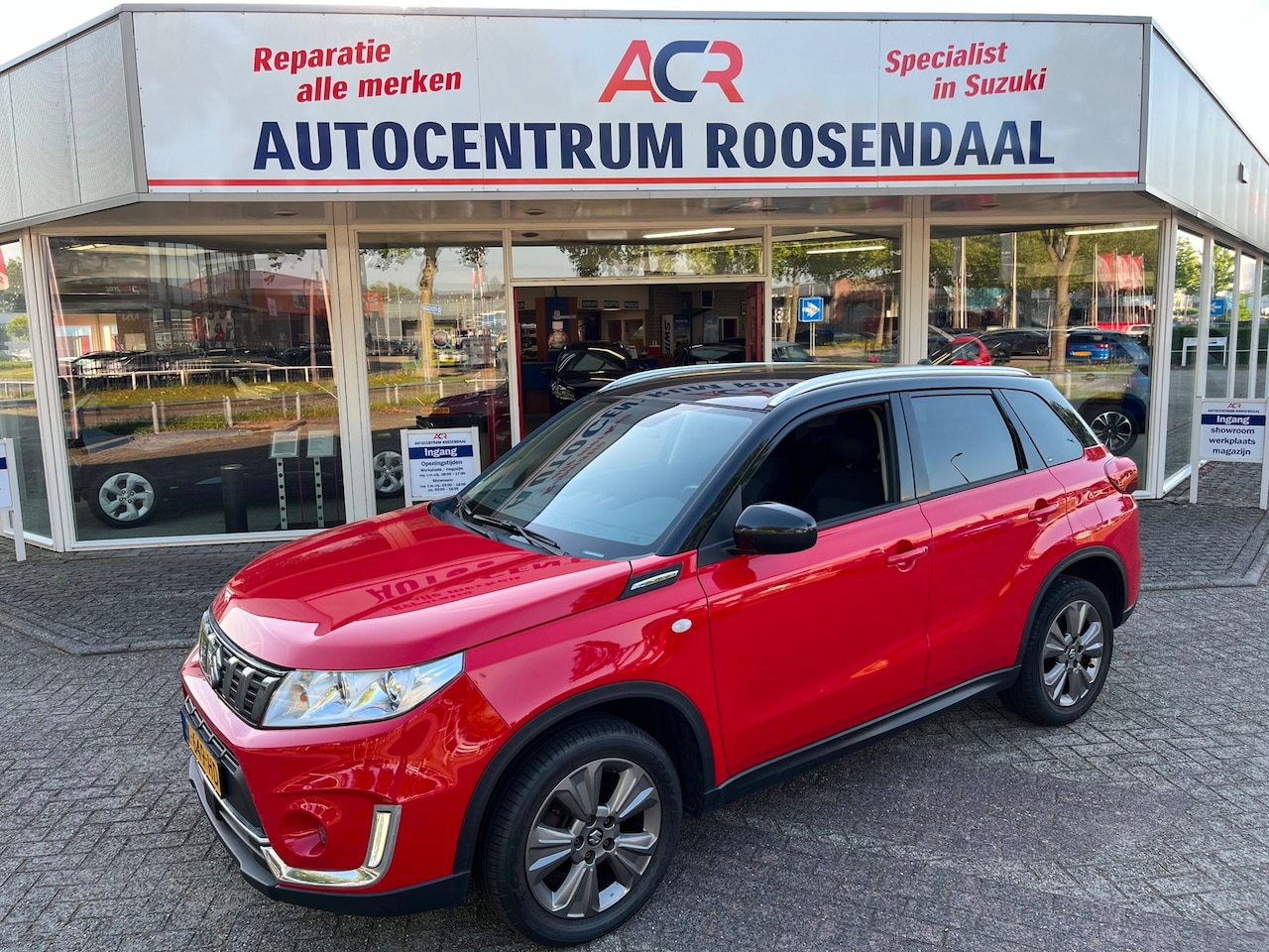 Suzuki Vitara - 1.0 Boosterjet Select TREKHAAK/Cruise/Climate/Carplay/Navi/Camera - AutoWereld.nl