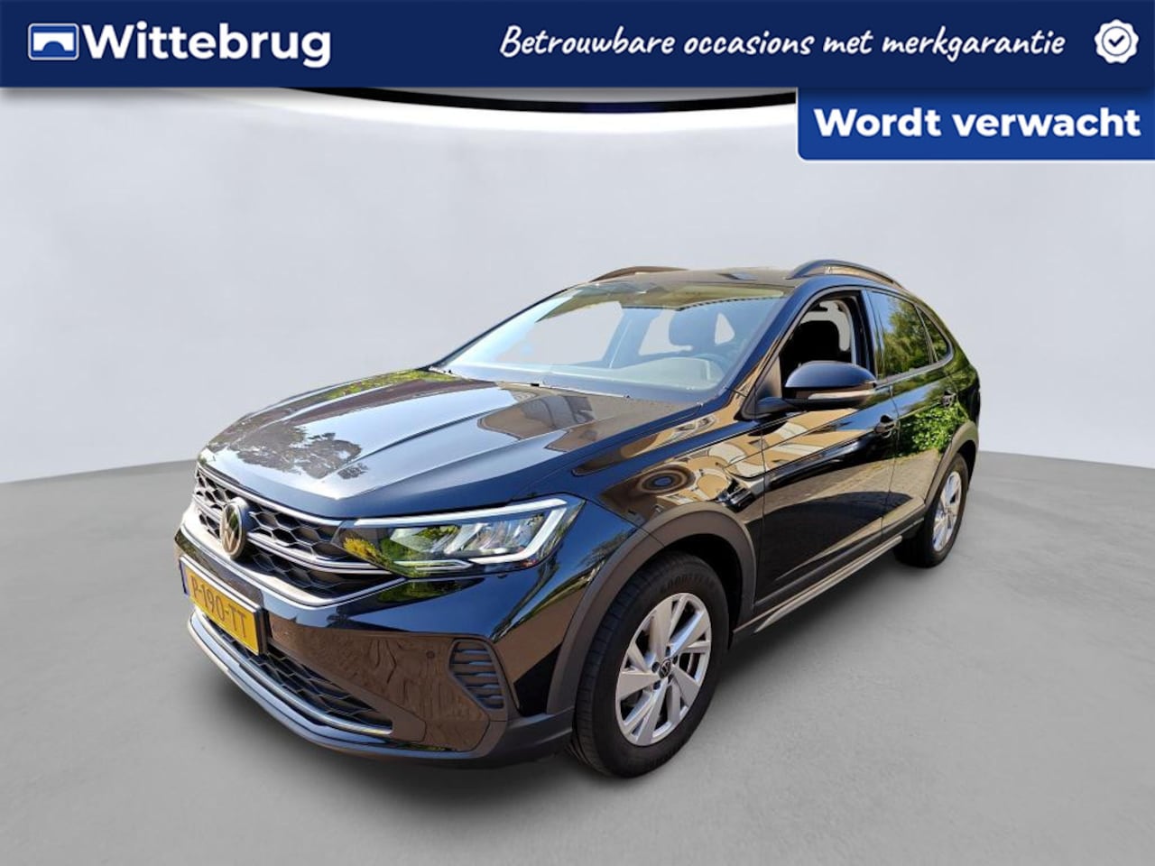 Volkswagen Taigo - 1.0 TSI 110pk Life / Parkeersensoren / Virtual Cockpit / LED / LM 15'' - AutoWereld.nl