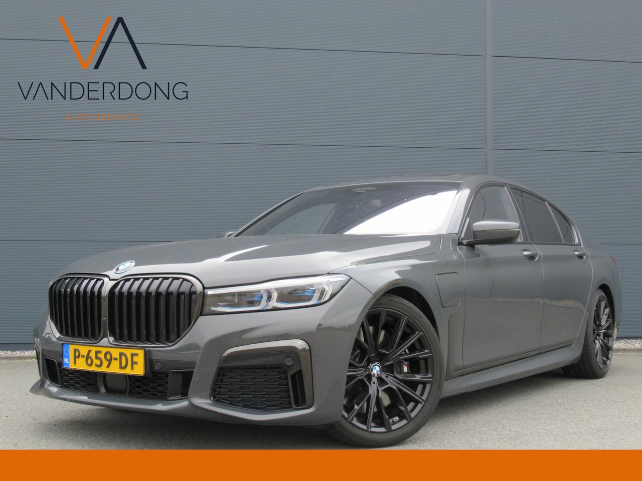BMW 7-serie - 745e High Executive | BTW auto| M-Sport | Laser | Schuifdak | Driving Assist - AutoWereld.nl