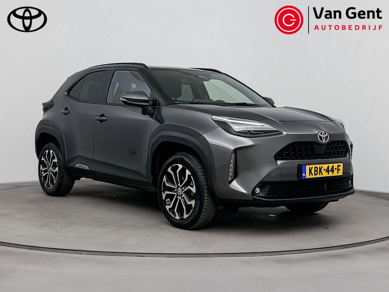 Toyota Yaris Cross - 1.5 Hybrid Dynamic | Apple Carplay / Android Auto | Stoel-/stuurverwarming | Verwarmbare v - AutoWereld.nl