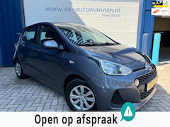 Hyundai i10 - 1.0i Comfort 5-drs / AIRCO / CRUISE / USB / HOGE INSTAP / 52.640 km