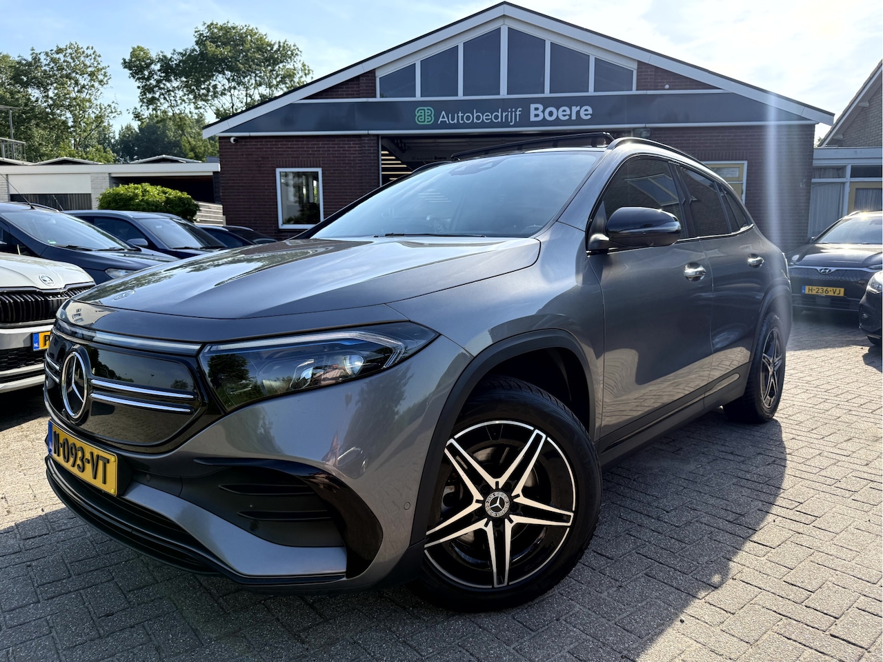 Mercedes-Benz EQA - 250 Bns Solution AMG 67 Kwh SOH 94.4%, Panoramadak, Burmeister, 360 camera - AutoWereld.nl