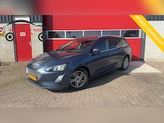 Ford Focus Wagon - 1.0 EcoBoost Trend Edition Business STOELVERW / STUURVERW / CARPLAY / NAVI / AIRCO / PDC /