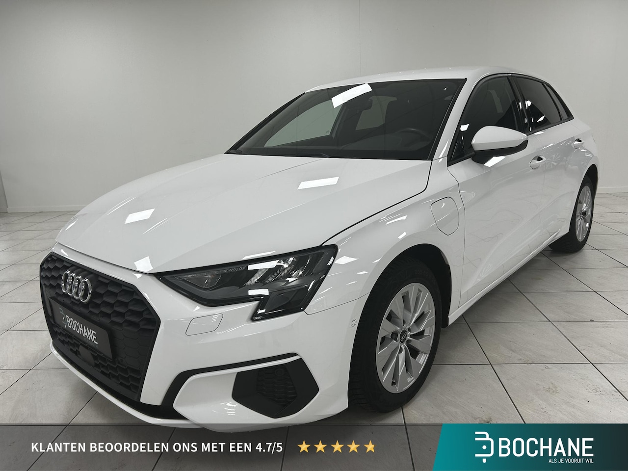 Audi A3 Sportback - 40 TFSI e Edition PARKEERSENSOREN VOOR-EN ACHTER | CARPLAY | LICHTMETALEN VELGEN - AutoWereld.nl