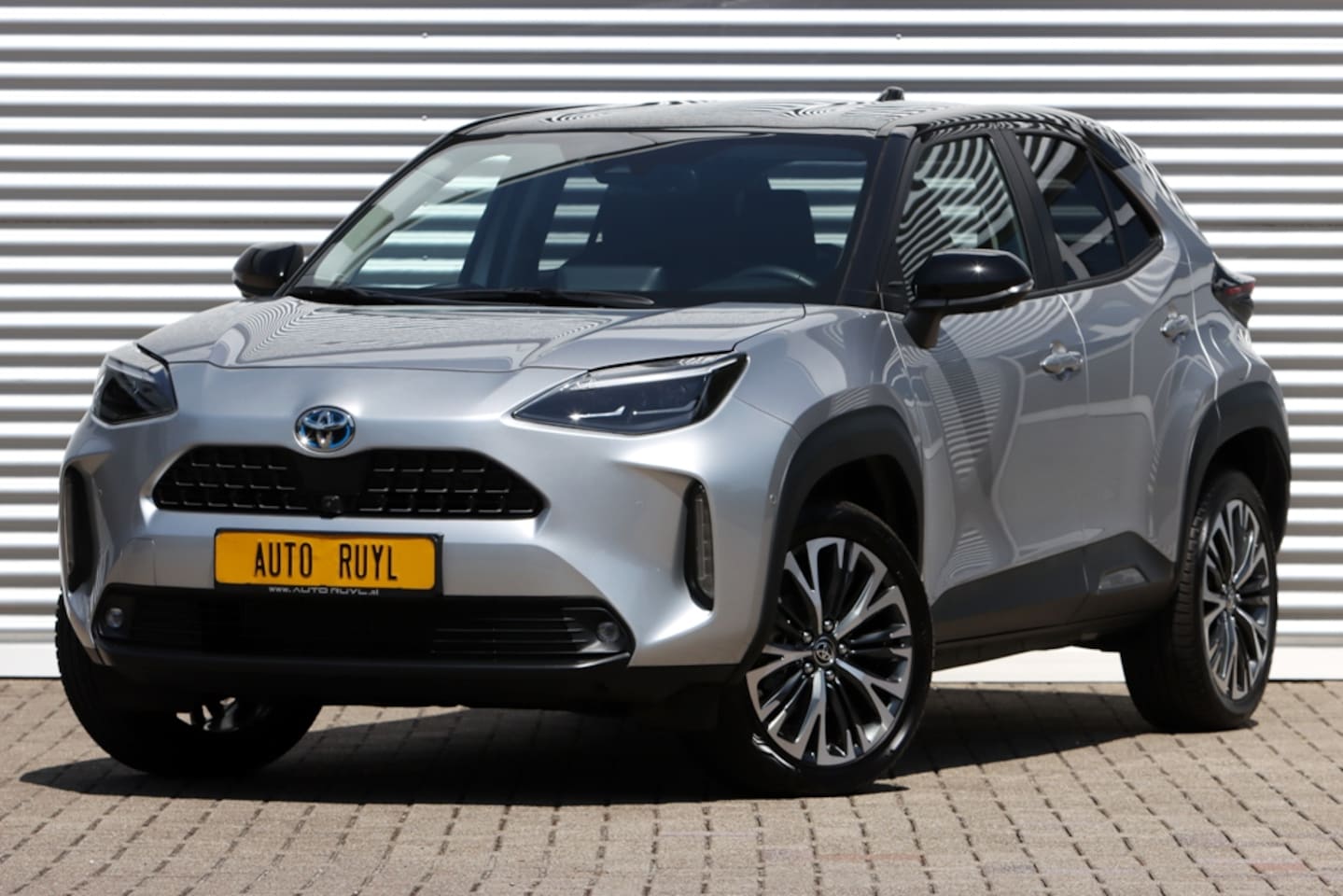 Toyota Yaris Cross - 1.5 Hybrid Executive Bi-Tone Trekh. - AutoWereld.nl